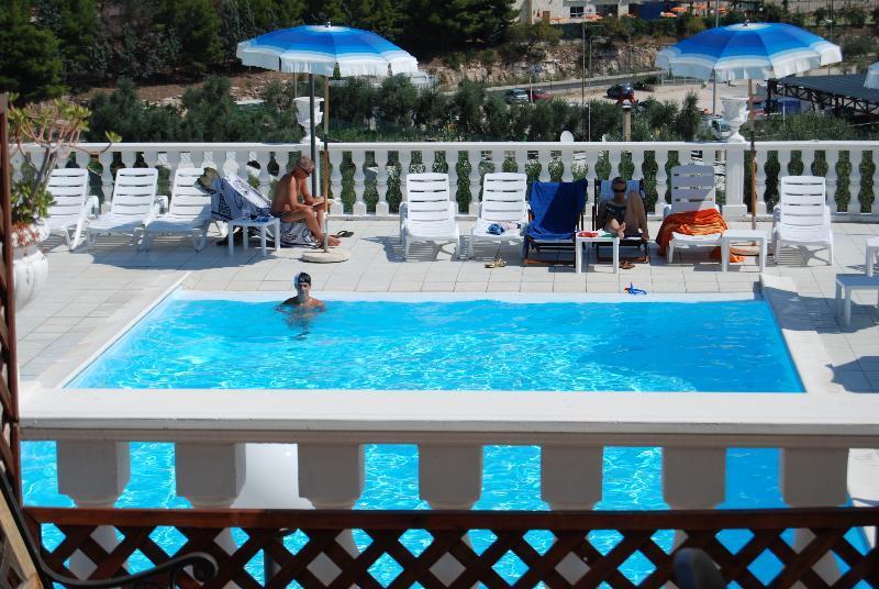 Althea Village 3*